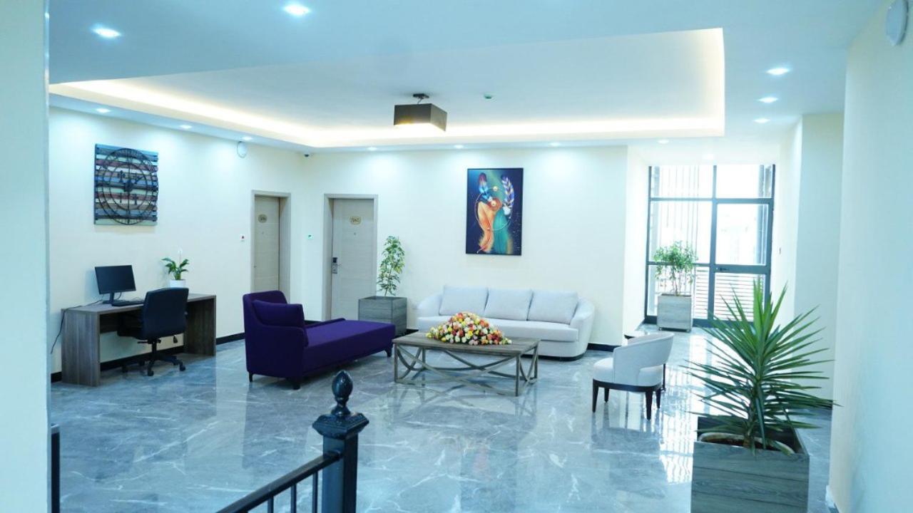 Triple E Hotel And Spa Addis Abeba Exterior foto