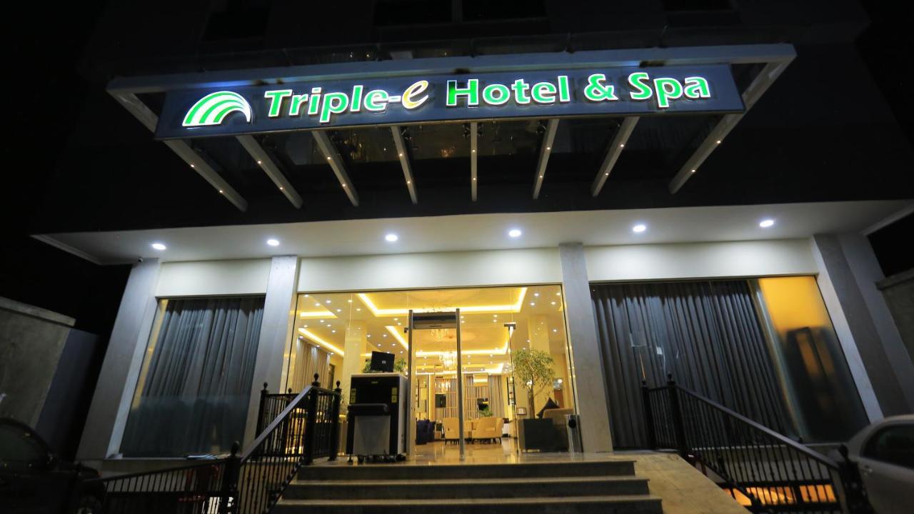Triple E Hotel And Spa Addis Abeba Exterior foto